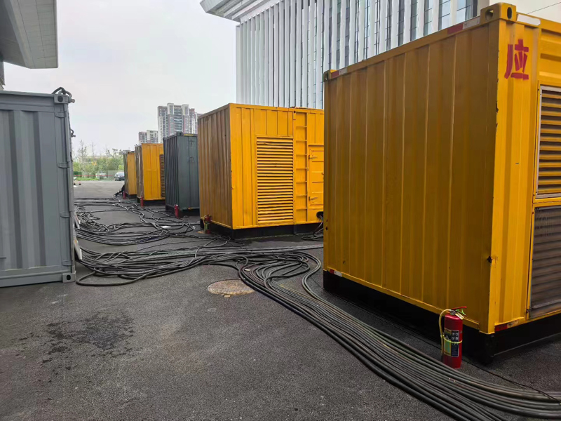 新盈镇不同季节柴油发电机组保养有哪些注意事项?