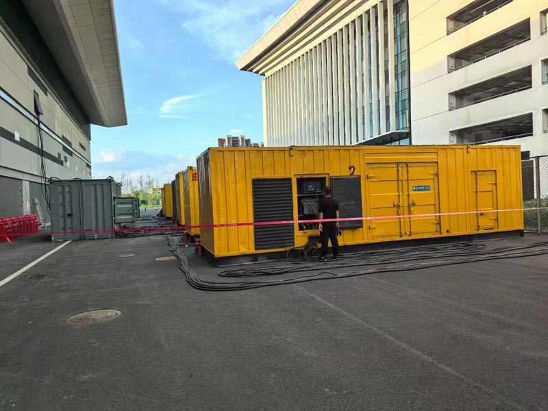 新盈镇柴油发电机冬季保养注意事项?